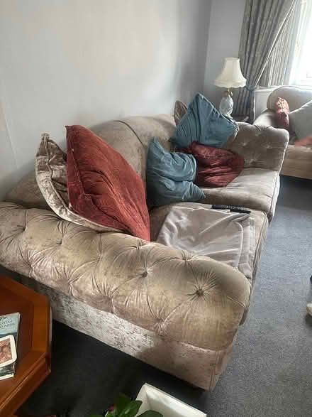 Photo of free Sofa (Se9 1ng) #1