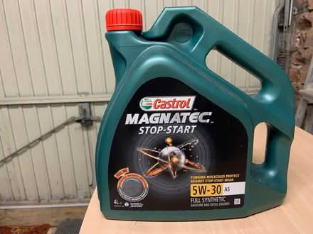 Photo of free Castrol engine oil (Barnton EH4) #1