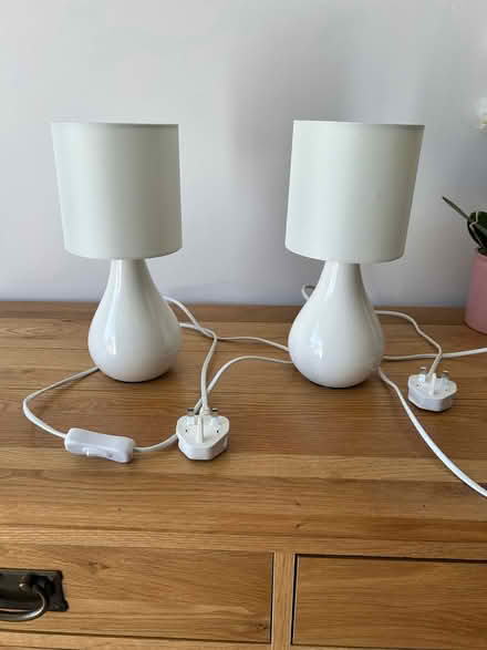 Photo of free 2 table lamps (Leavesden WD25) #1
