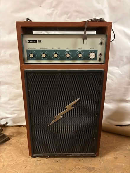 Photo of free bass guitar amp (Kearneysville) #1