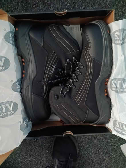 Photo of free Work boots (Gorebridge EH23) #1