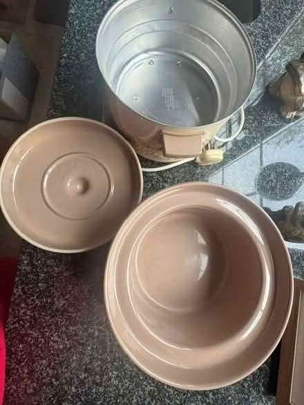 Photo of free Ceramic Slow Cooker (Balcombe RH17) #3