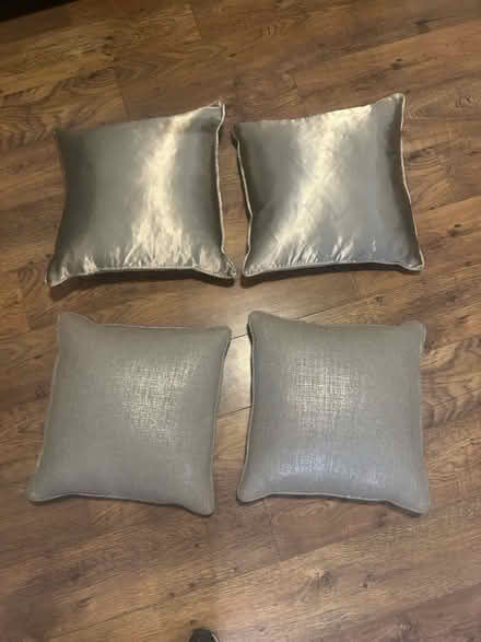 Photo of free 4 luxury cushions (Eltham) #1