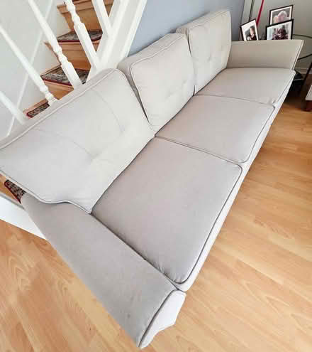 Photo of free Barely used 6-seater sofa set (Marina Bay, Richmond) #1