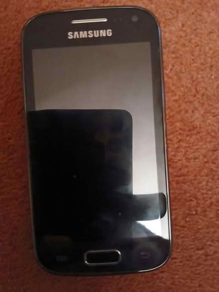 Photo of free samsung galaxy mobile phone (B90 shirley) #3