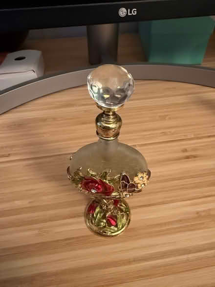 Photo of free Decorative perfume bottle (Sunnyvale (Wolfe)) #1