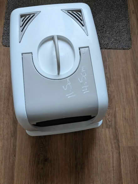 Photo of free Cat litter tray (Sundorne SY1) #2