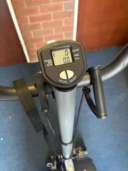 Photo of free Stepper machine (SL6) #2