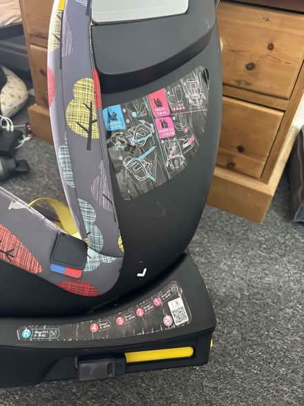 Photo of free Child car seat (Rainham ME8) #2