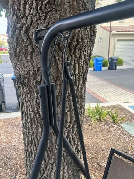 Photo of free Outdoor patio swing 2 seats (1463 E Los Angeles, Simi) #4