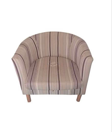 Photo of free tube chair without cover (Tipton Green DY4) #1