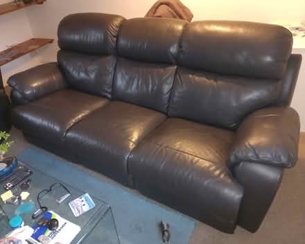 Photo of free Brown Leather Suite (Glenrothes KY6) #1