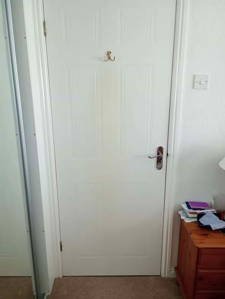 Photo of free 3 colonial style white doors. (Moreton CH46) #3