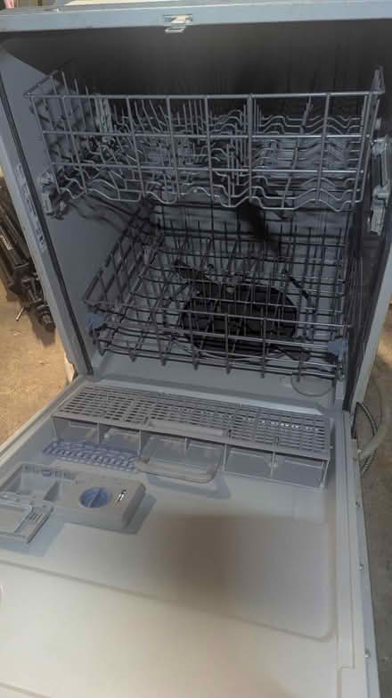 Photo of free Dishwasher (Blue Bell) #2