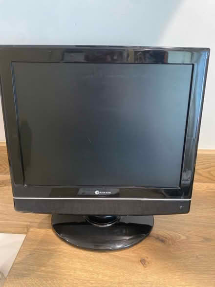 Photo of free 15” lcd tv / dvd player (St Albans AL3) #1