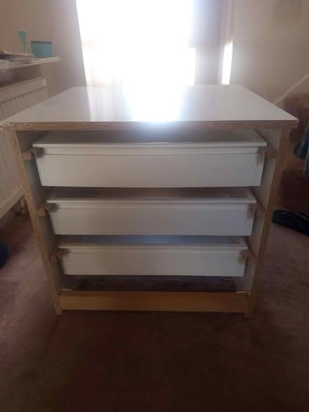Photo of free White three-drawer chest unit (Shirley CR0) #4
