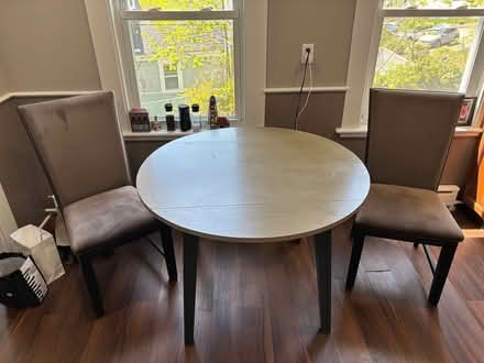 Photo of free Kitchen table and chairs (Downtown) #1
