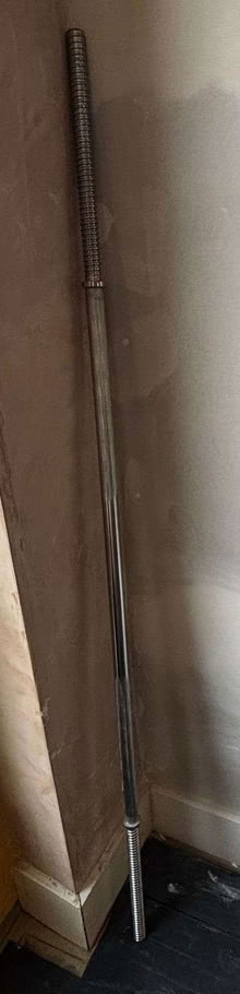 Photo of free Standard straight barbell (Lavender Hill SW11) #2