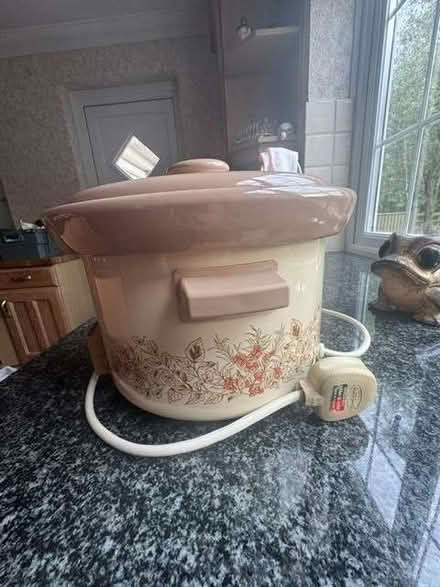 Photo of free Ceramic Slow Cooker (Balcombe RH17) #1