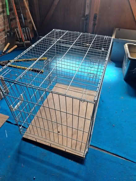 Photo of free Medium dog crate (HG1) #1