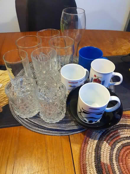 Photo of free Selection of glasses and mugs (DA1) #1
