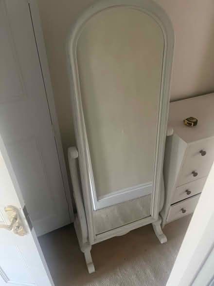 Photo of free White mirror freestanding (Sun In The Sands Roundabout SE3) #1