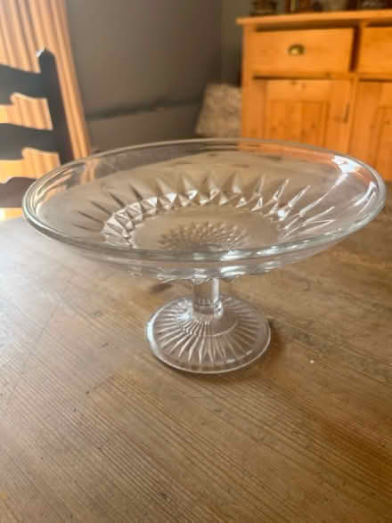 Photo of free Glass Cake Stand (Brentwood CM13) #1