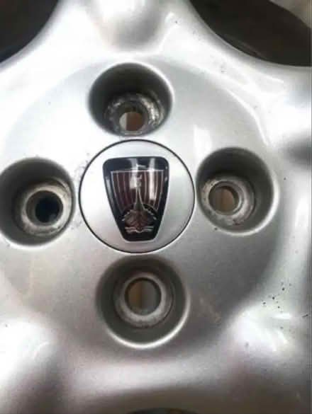 Photo of free Rover alloy (KT3 new malden) #1
