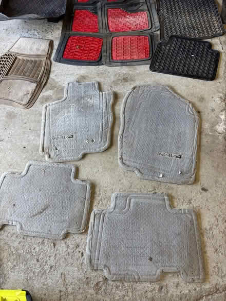 Photo of free Various Car Mats, Toyota, Hyundai (Fallingbrook) #1