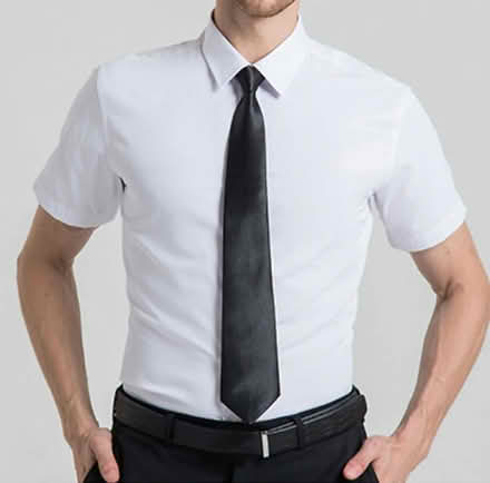 Photo of Men's dress shirt size m (near 2820 Springland Dr,) #1