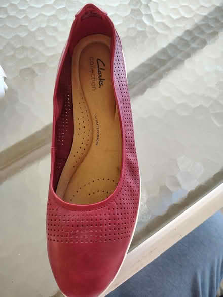 Photo of free transfer bench, women's shoes (North Middleton Twp.) #2