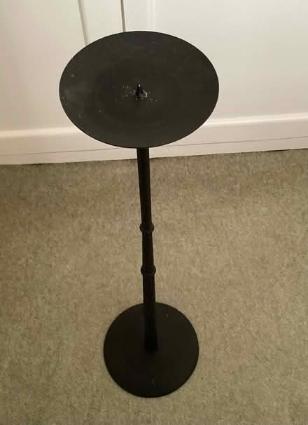 Photo of free Pedestal candlestick (Coleshill HP7) #2