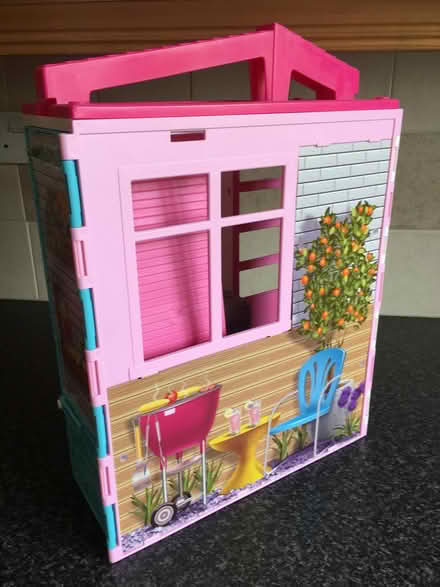 Photo of free Folding barbie house (Euxton PR7) #2