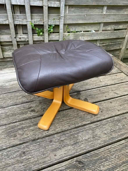 Photo of free Footstool (Telscombe Cliffs, Peacehaven) #1