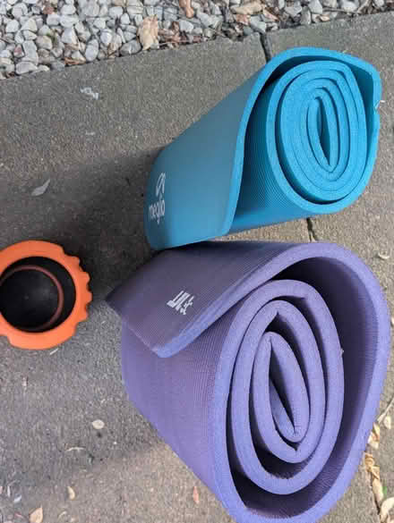 Photo of free Yoga mats and roller (WD6) #2