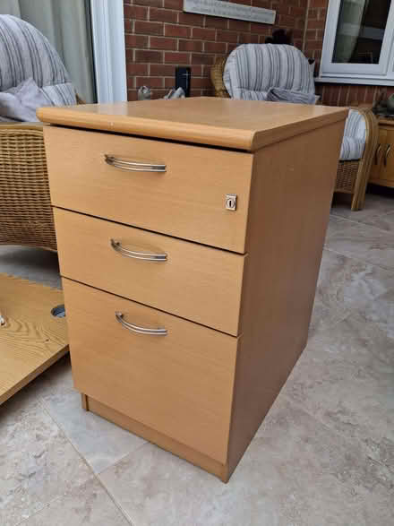 Photo of free Office desk & Filing Cabinet (Belton LE12) #3