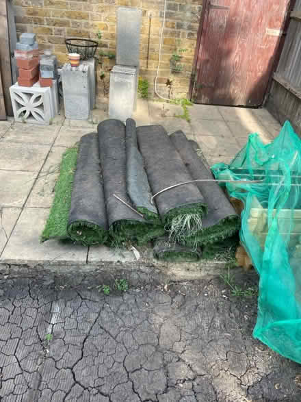 Photo of free Astroturf in se27 (SE27) #2