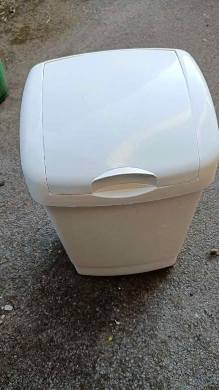Photo of free Bin (Highbury Vale NG6) #1