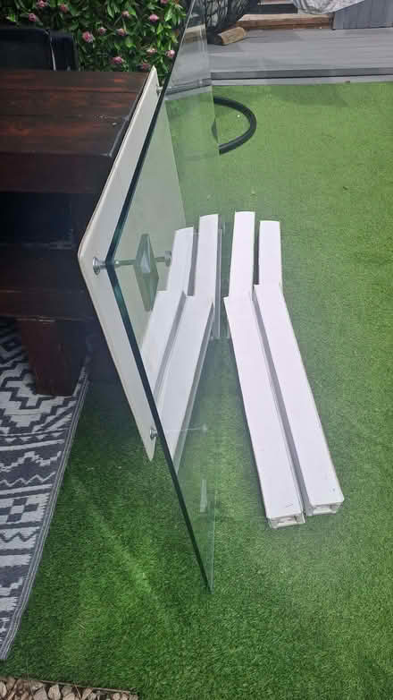 Photo of free heavy glass table with 2 leather chairs (Tipton Green DY4) #2