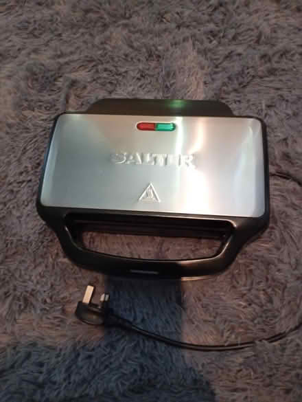 Photo of free Sandwich toaster (North hill highgate n6 4ed) #1