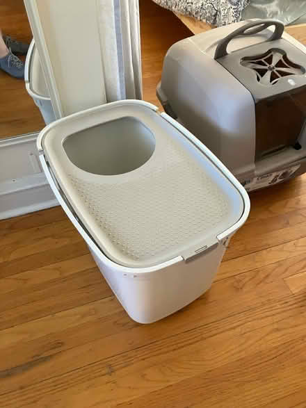 Photo of free Two large litter boxes (Ravenswood) #1