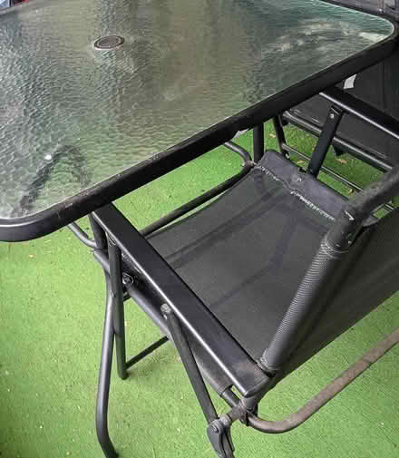 Photo of free Patio table and chairs (East Norriton) #3