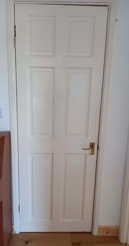 Photo of wooden door (Stroud GL5) #1