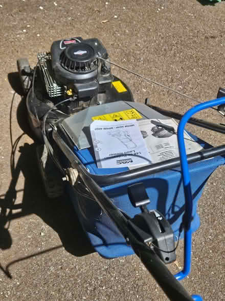 Photo of free Lawnmower - petrol (Purley CR8) #4