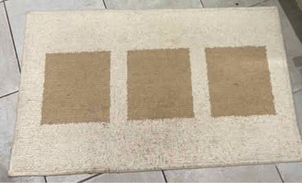 Photo of free Rug (RH15) #1