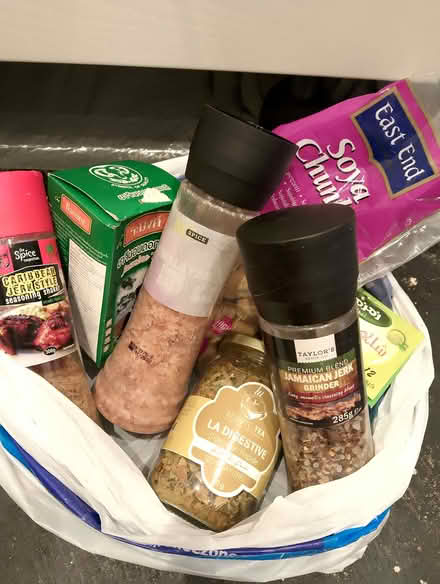 Photo of free Teas, seasoning, soya chunks (Minchery Farm OX4) #1