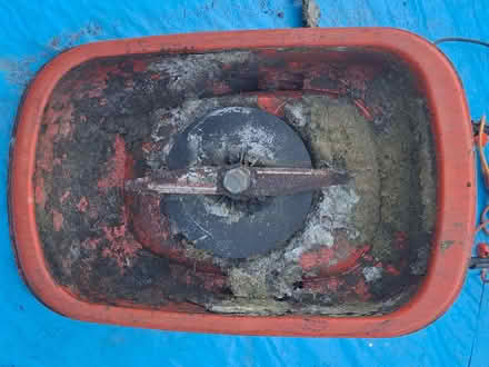 Photo of free Lawnmower - Flymo Turbo Lite 330 - Needs Repair (Combs Ford IP14) #4