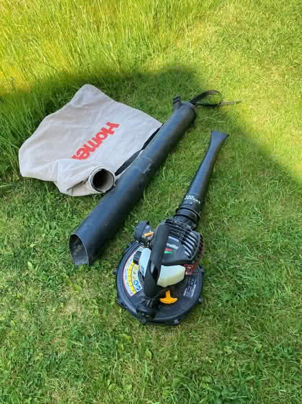 Photo of free Petrol leaf blower/vacuum (Willingdon BN20) #1