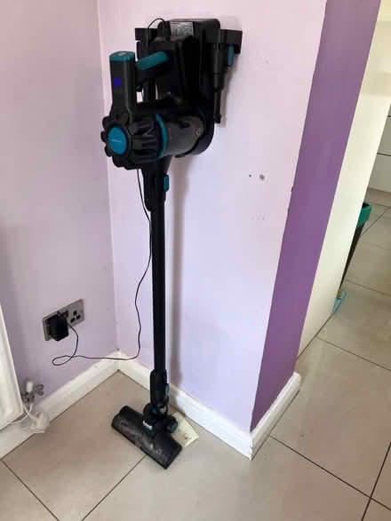 Photo of free Cordless Vacuum Cleaner (Arnold, NG5) #1