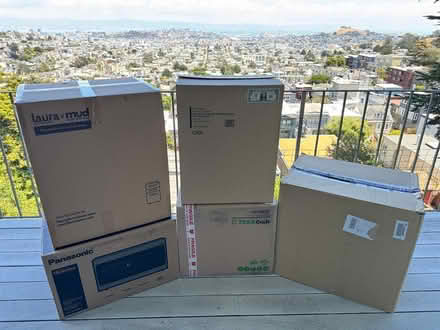 Photo of free 5 large cardboard boxes (Upper Noe Valley) #1